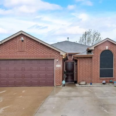 813 Mill Branch Dr, Garland, TX 75040