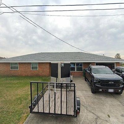 813 Veterans St, Lockport, LA 70374