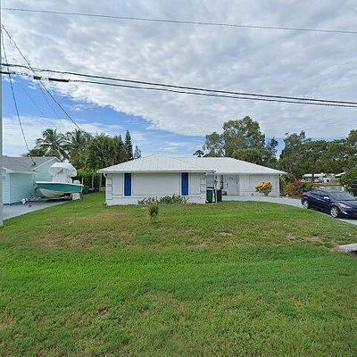 6707 Donlon Rd, Fort Pierce, FL 34951