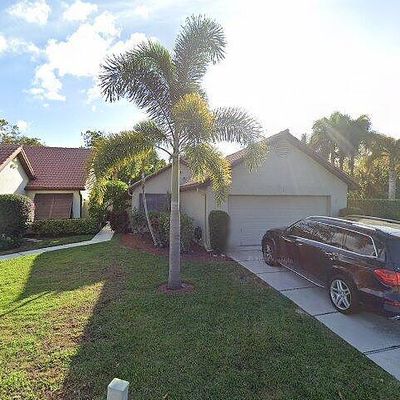 1 Ironwood Way N, Palm Beach Gardens, FL 33418