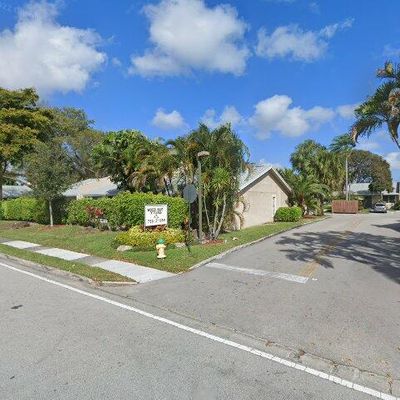 864 Banks Rd, Coconut Creek, FL 33063