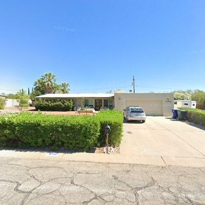 8756 E Harborage Dr, Tucson, AZ 85710