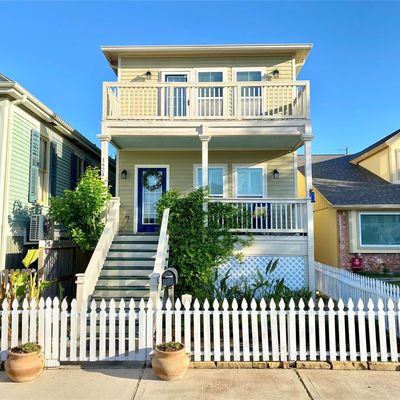 1424 Avenue M, Galveston, TX 77550