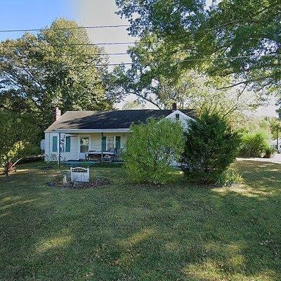 127 Green St, Mount Airy, NC 27030