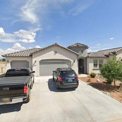 191 Plymouth Rock Rd, Las Cruces, NM 88007