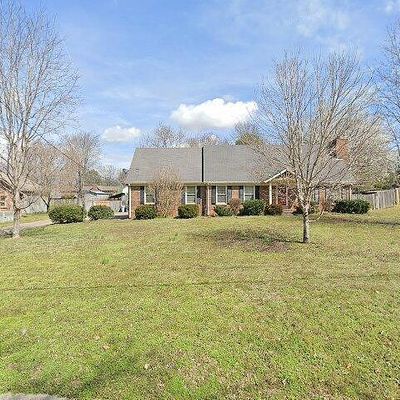 175 Berrywood Dr, Hendersonville, TN 37075