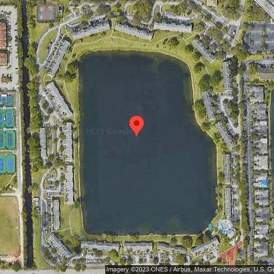3465 Nw 44 Th St #204, Lauderdale Lakes, FL 33309