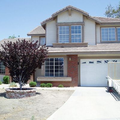 3575 Crystal Ct, Palmdale, CA 93550