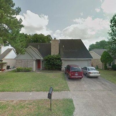 4719 Silver Frost Dr, Houston, TX 77066