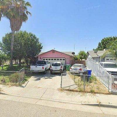 1003 E Joanne Ave, Pixley, CA 93256