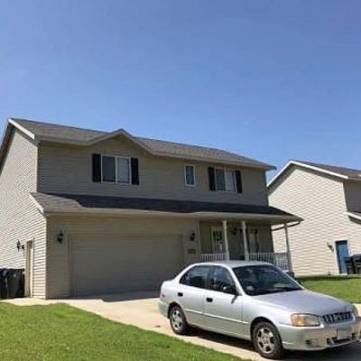 121 Savannah Ct, Mankato, MN 56001