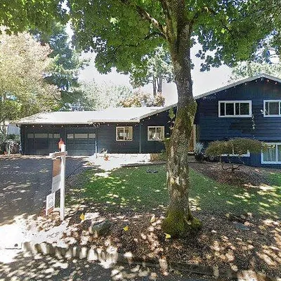 13495 Sw Village Glenn Dr, Portland, OR 97223