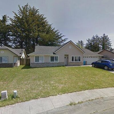 135 Dream St, Crescent City, CA 95531