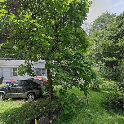 20 Benfield Rd, Macungie, PA 18062