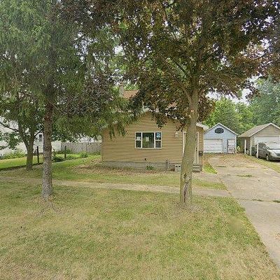 215 Susan St, Sturgis, MI 49091