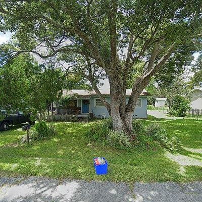 1760 N Clara Ave, Deland, FL 32720