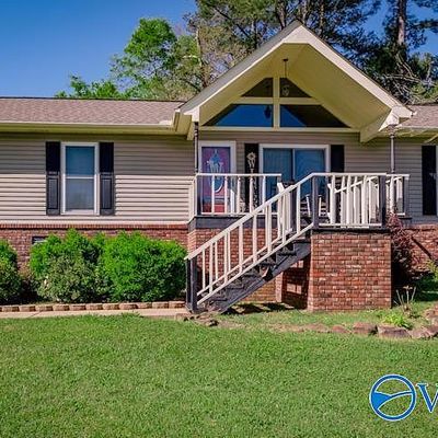 1805 Cherokee Dr, Albertville, AL 35950