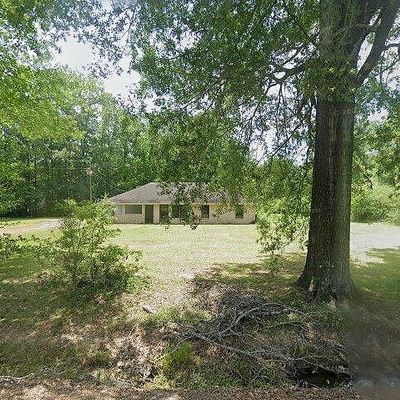 18415 Watts Rd, Livingston, LA 70754