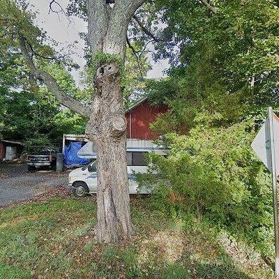 27 Middle Quarter Rd, Woodbury, CT 06798