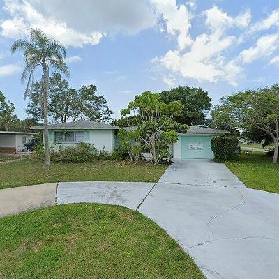 2747 Fountain Pl, Sarasota, FL 34235