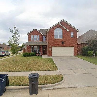 2801 Spotted Owl Dr, Fort Worth, TX 76244