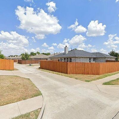 2834 Ocean Dr, Lancaster, TX 75146