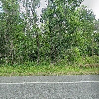 2392 S Us Highway 17, Crescent City, FL 32112