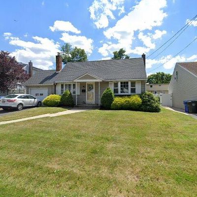 24 Bramhall Rd, Colonia, NJ 07067