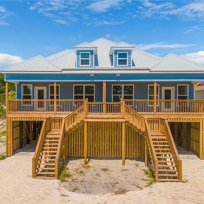 332 Audubon Pl, Dauphin Island, AL 36528