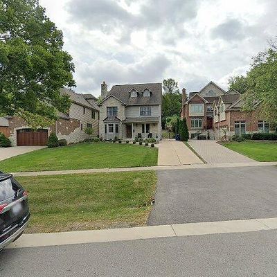 343 Western Ave, Clarendon Hills, IL 60514