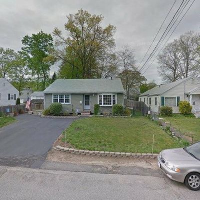 38 Studley Ave, Brockton, MA 02301