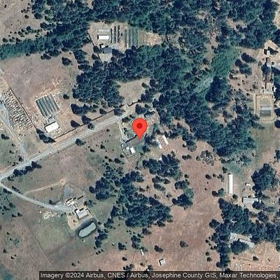 301 Prottsman Way, Cave Junction, OR 97523