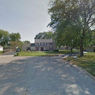 309 N Shepherd Hill Ln, Mchenry, IL 60050