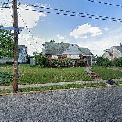 313 W Evesham Ave, Magnolia, NJ 08049