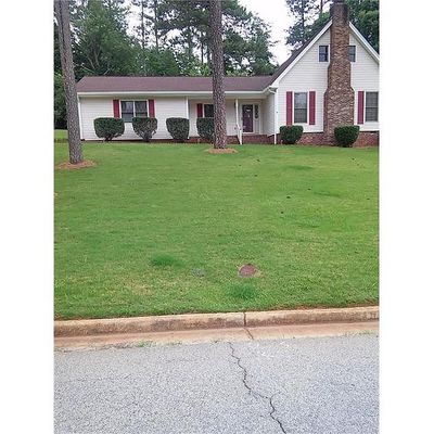 4775 Bexley Dr, Stone Mountain, GA 30083