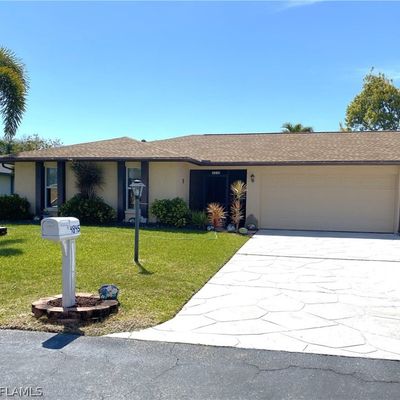 4845 Tredegar Ln, Fort Myers, FL 33919