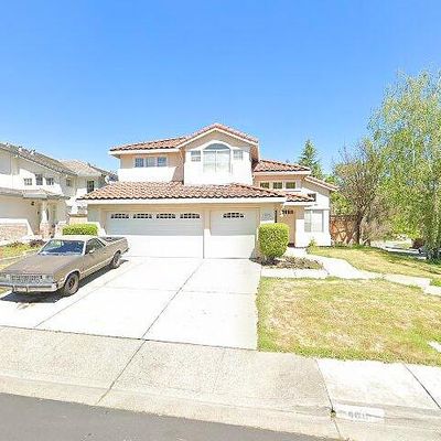 400 Grenadine Way, Hercules, CA 94547