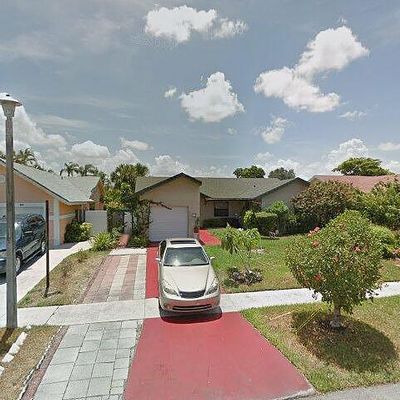 403 Sw 75 Th Ter, North Lauderdale, FL 33068