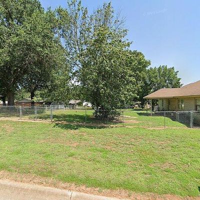 403 Woodland Hills Blvd, Roland, OK 74954