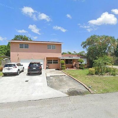 413 Sw 68 Th Ave, Pembroke Pines, FL 33023