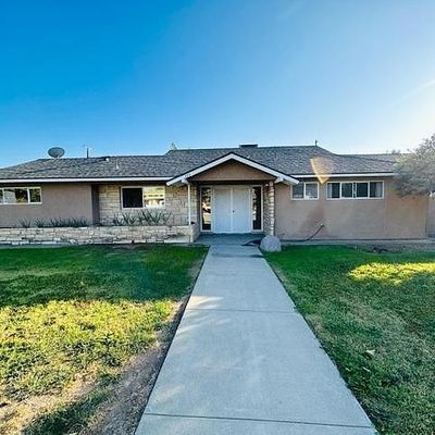 425 College Ave, Coalinga, CA 93210