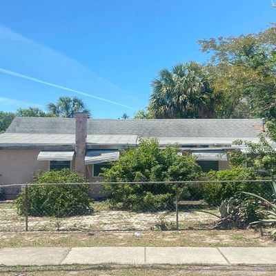 426 S Disston Ave, Tarpon Springs, FL 34689