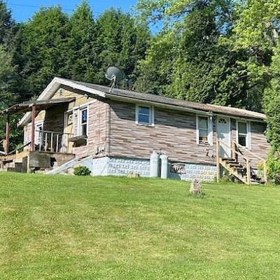 428 Seldom Seen Rd, Kittanning, PA 16201