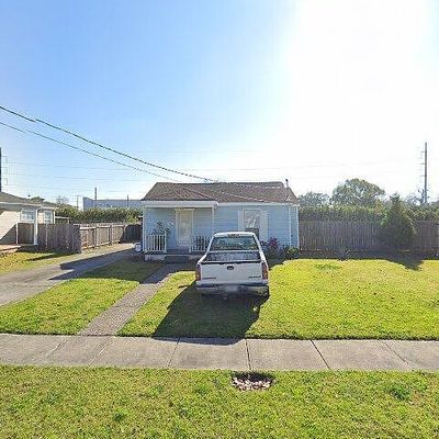 59 E Claiborne Sq, Chalmette, LA 70043