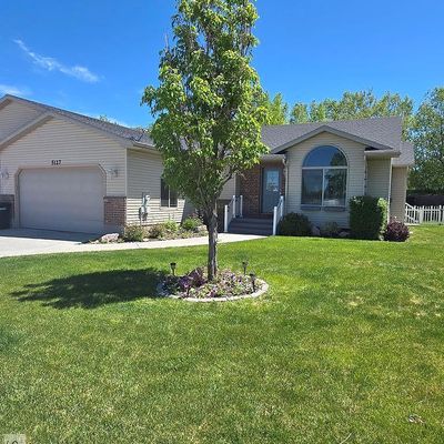 5127 Remember Dr, Ammon, ID 83406