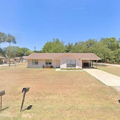 513 Redbud St, Caldwell, TX 77836