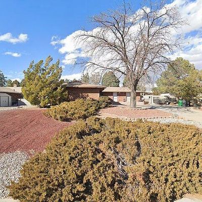 5137 Russell Dr Nw, Albuquerque, NM 87114
