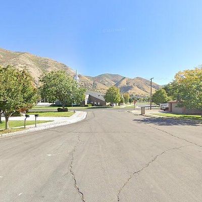 800 S Canyon Dr, Springville, UT 84663