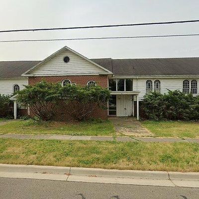 705 E West St, Sturgis, MI 49091