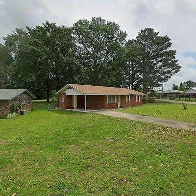 100 Compress St, Flora, MS 39071